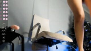 Emma_clarc_MyFreeCams_2023-12-27_04-55-42