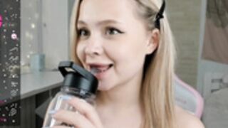 elly_ary_Stripchat_2023-12-28_00-04-41