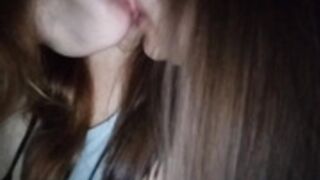 Dolls4You kissing