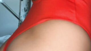 yourbabykimmy strips and shows big tits