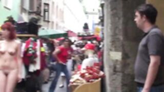 nude in public italian girl Maria Vittoria from Genova