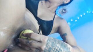 Nicolexxx balls and fisting