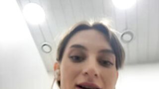 -AngelAri- - public squirt (06.11.23)