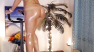 Amyvalentine naked workout ( looped )