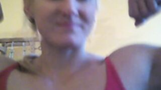 Lena Big Biceps Quick Flex