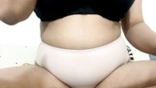 Naughtygirl25 BOOBS FLASH