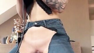 Railey Diesel Sitting On Dick Vibration