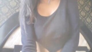 JENNIFER-WINGET BIG BOOTY SHOW