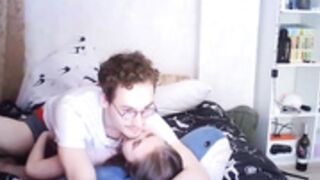 Fay_Kiss, Mm_yes streaming with a guy in 2022 03