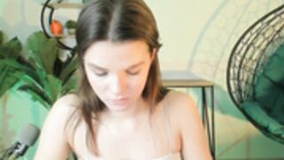 WendyReilly_2024-01-06_20-40 wet top & teasing 1/2