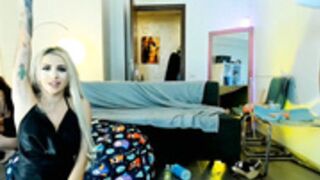 lisaakira 27112023 doggy