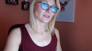 loriteach - sexy posing