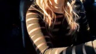Taneil2pt0 - Squirting At The Carwash