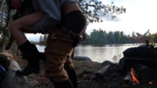 CremedelaPeach in the woods