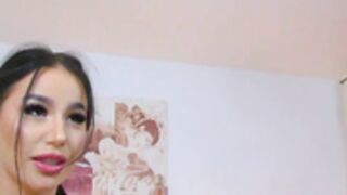 Alissia_Riley_Flirt4Free_2024-01-13_07-13-58