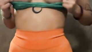 Rox.annnie strip tease 2