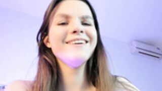 WendyReilly_2024-01-11 Wendy teasing you - No Nude -2/6