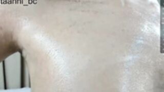 Taan 210225 0840 Lush-Oil&Glitter