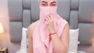 Aliah_Manzur_Flirt4Free_2024-02-01_18-35-01