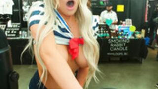 Oliviaowens public show #7