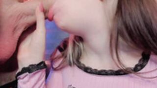 alicekaneky_xx (facial: 15:31)