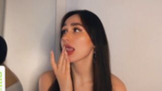 Kayens sucking finger