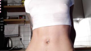 _octopussy_ sprays her shirt and panties wet