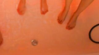 1i1ypa1mer and friends feet play