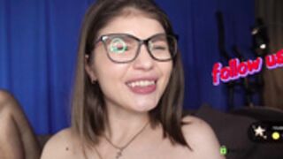 helena_play cumshow CB