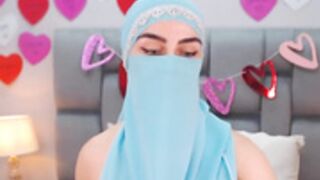 Aliah_Manzur_Flirt4Free_2024-02-13_16-46-45