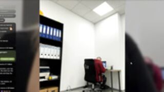 CherryAuroraa ass fingering next to coworker