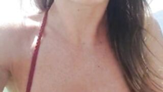 Mature Italian Delice play Bj lake part.1