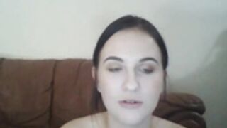 one video 2 girls