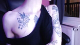 Isa 200401 0210 PussyPlay