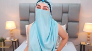 Aliah_Manzur_Flirt4Free_2024-02-20_21-02-22