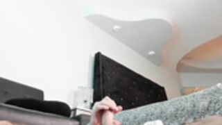 blonde_riderxxx riding fat cock