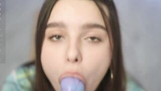Victoria_Karma dildo BJ