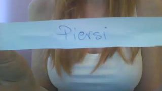 licealistka699 flashing her ass