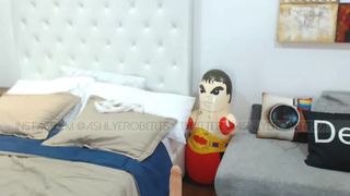 Ashlyeroberts 100617