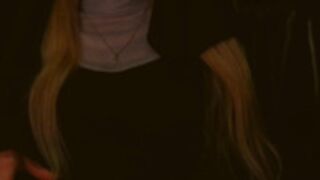 ь!ᵍⴕ!ⴕⴕyᵍоⴕh϶ᵍᵍ nun cosplay