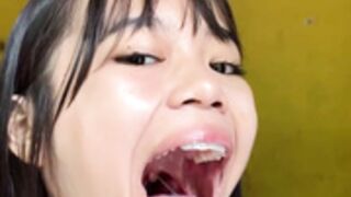 dera longue tongue fetish