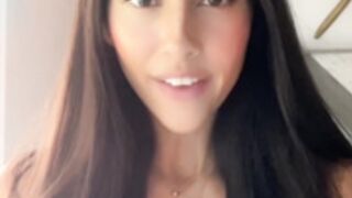 Joi Countdown Izzy Green