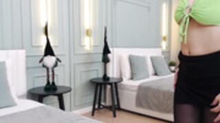 Gabriella_wils sexy dance