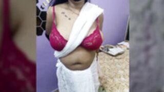 Sweety_Pari (1) BOOBS FLASH + FACE GLIMPSE & DICK SUCK