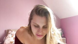 french blond with huge saggy tits elisablonde