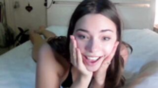 irisbb2003 shows boobs for the first time on stream