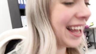 CherryAuroraa \\ crazy girl squirt at work