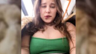Cassie_Ray (1) FAMOUS BUS STREAM