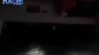 Mi mama le pega ami hermana