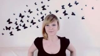 Hunnyb@nani has deceivingly big boobs